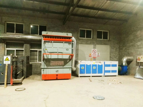 天津某電子廠在近期投入使用了一臺活性炭光氧一體機(jī)